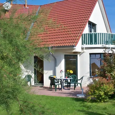 Schwalbennest 度假居 *